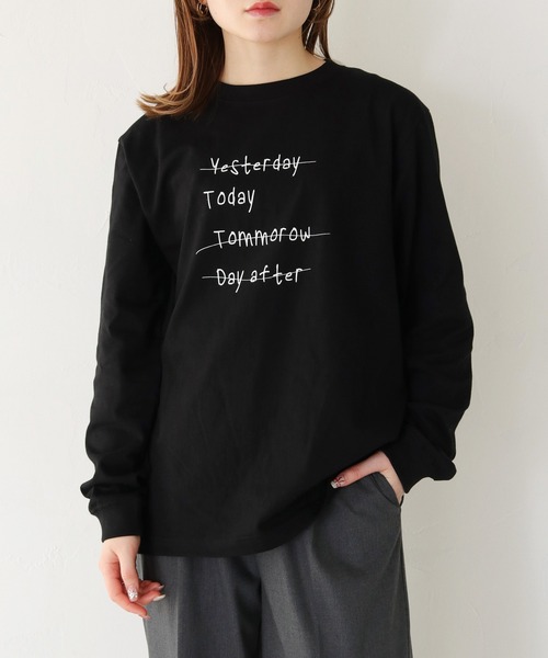 HER CLOSET(ハークローゼット)の「【HER CLOSET】WEB限定手描きロゴロンT WEB LIMITED HAND-DRAWN LOGO LONG TEE(Tシャツ/カットソー・レディース・オフホワイト/ブラック・S/M)」の1枚目の写真