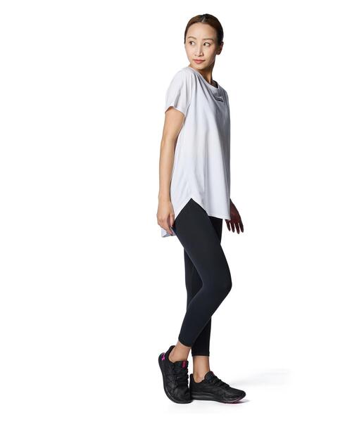 UNDER ARMOUR(アンダーアーマー)の「UAコットン ロングライン ショートスリーブTシャツ(トレーニング/レディース)(Tシャツ/カットソー・レディース・ホワイト・S/L/M/XL)」の3枚目の写真