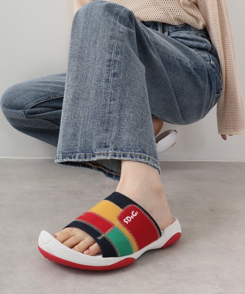 Re:getA(リゲッタ)の「SDoGs -スゴィヌ- カラーサンダル(サンダル・メンズ・ホワイト/ライトブルー/ブラック/ダークブラウン/パープル/ネイビー/レッド/イエロー/ブルー/グリーン/ブルー系/イエロー系/イエロー系1/レッド系・1/3/2/4/6/5)」の14枚目の写真