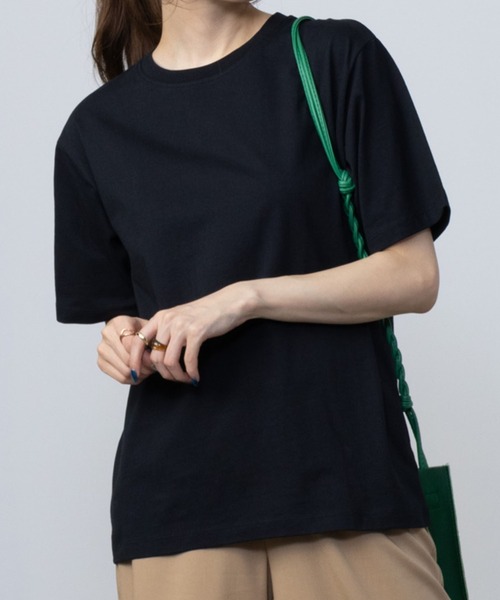 NAVY(ネイビー)の「NAVY 抗菌・UVカット・紫外線対策 ベーシッククルーTシャツ(Tシャツ/カットソー・レディース・ベージュ/ホワイト/ブラック/ネイビー/ブルーグリーン・M/L/XL/S)」の2枚目の写真