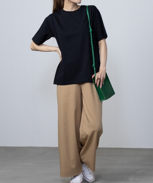 NAVY(ネイビー)の「NAVY 抗菌・UVカット・紫外線対策 ベーシッククルーTシャツ(Tシャツ/カットソー・レディース・ベージュ/ホワイト/ブラック/ネイビー/ブルーグリーン・M/L/XL/S)」の7枚目の写真