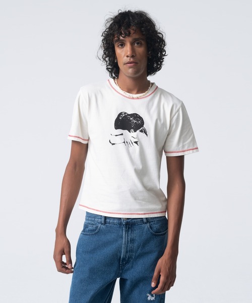 Carne Bollente(カルネボレンテ)の「The Cuddle(Tシャツ/カットソー・メンズ・クリーム・L/M/S)」の4枚目の写真