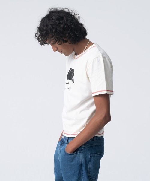 Carne Bollente(カルネボレンテ)の「The Cuddle(Tシャツ/カットソー・メンズ・クリーム・L/M/S)」の5枚目の写真