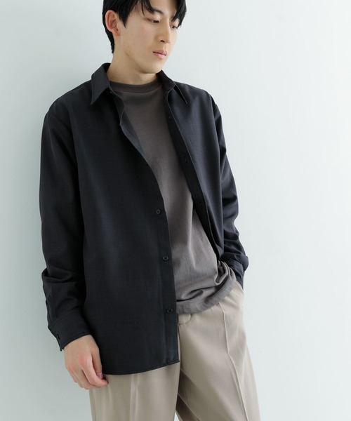 ITEMS URBANRESEARCH(アイテムズ アーバンリサーチ)の「ポリエステルトロ ロングスリーブ シャツ(シャツ/ブラウス・メンズ・ベージュ/ブラック/グレー・MEDIUM/LARGE)」の5枚目の写真
