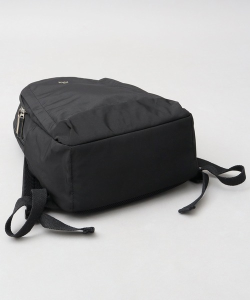 anello(アネロ)の「MOIST モイスト 10ポケット A4対応 リュックサック 15L(バックパック/リュック・レディース・ネイビー/グレイッシュベージュ/ブラック・FREE)」の13枚目の写真