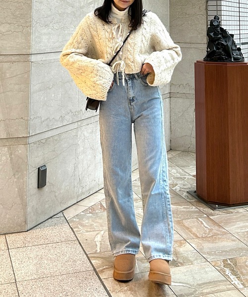 Cham.（チャム）の「ハイウエストデニムワイドパンツ（デニムパンツ・レディース・ライトブルー・S/M/L）」の11枚目の写真