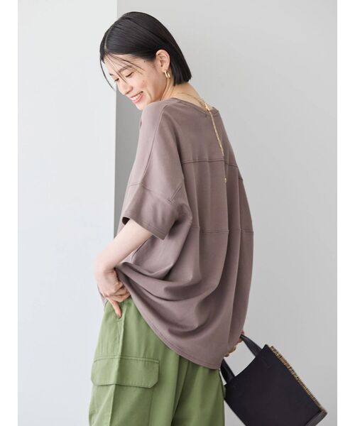 AMERICAN HOLIC(アメリカンホリック)の「UVカット+接触冷感 コクーンカットプルオーバー(Tシャツ/カットソー・レディース・グリーン/オフホワイト/ブルー/チャコールグレー/グレイッシュベージュ/モカ/ブラック・M/L)」の12枚目の写真