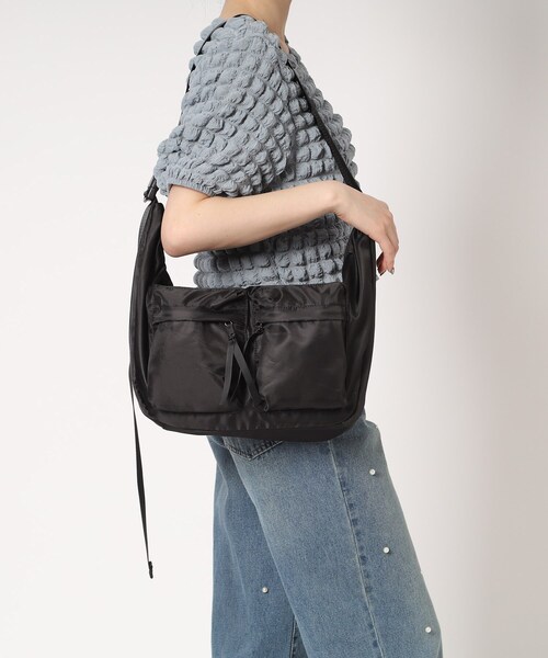 Ober Tashe(オーバータッシェ)の「ロメボディバッグ(ボディバッグ/ウエストポーチ・レディース・ブラック/ライトグレー/ブルー系その他/カーキ・FREE)」の8枚目の写真