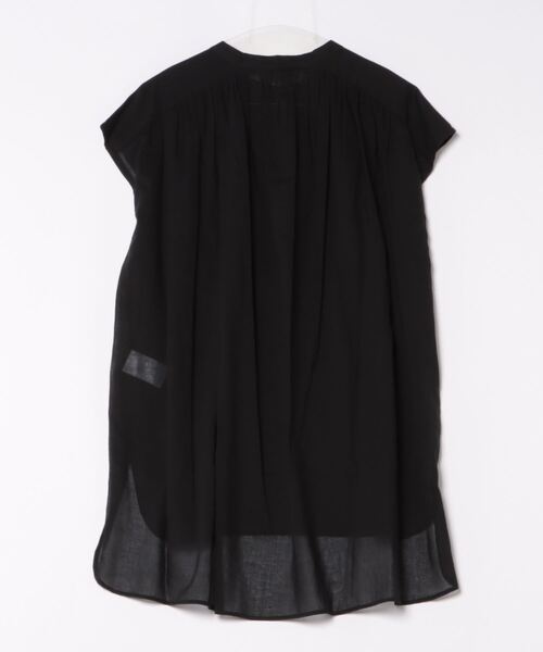 Torrazzo Donna（トラッゾドンナ）の「Cヨークピンタックブラウス 