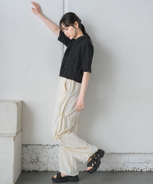 RETRO GIRL（レトロガール）の「5分袖ジャガードカーデ（カーディガン/ボレロ・レディース・ブルー/ナチュラル/ブラック/レッド・FREE）」の14枚目の写真