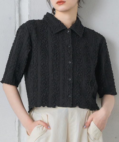 RETRO GIRL（レトロガール）の「5分袖ジャガードカーデ（カーディガン/ボレロ・レディース・ブルー/ナチュラル/ブラック/レッド・FREE）」の2枚目の写真