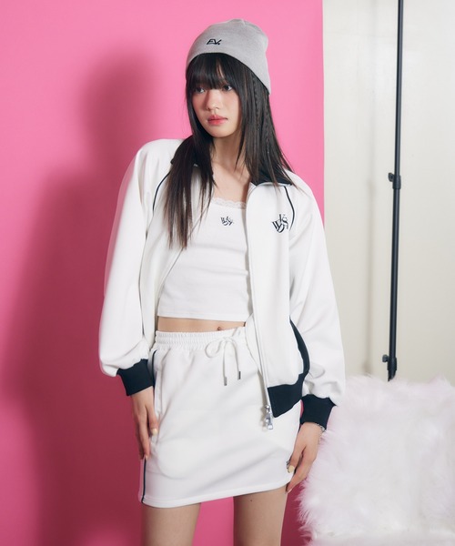 jouetie 【コラボ】WONDER VISITOR ロンT White jouetie 【コラボ】WONDER VISITOR ロンT White
