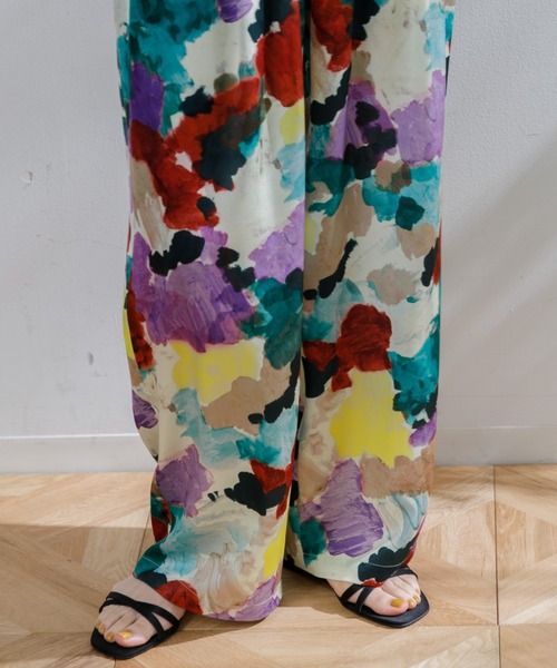 AMERICAN RAG CIE（アメリカンラグシー）の「アブストラクトイージーパンツ（その他パンツ・レディース・イエロー/ブルー・FREE）」の21枚目の写真