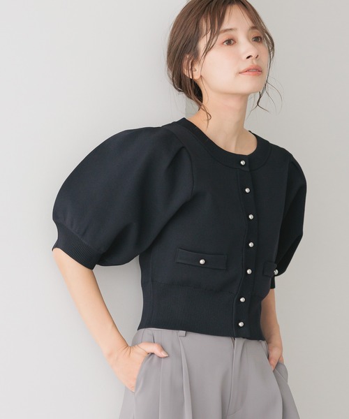 mysty woman（ミスティウーマン）の「メタルボタンショートカーディガン　135561（カーディガン/ボレロ・レディース・オフホワイト/グリーン/ネイビー・FREE）」の15枚目の写真