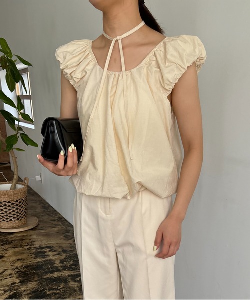 Amiur(エミレ)の「cloud back ribbon tops / クラウドバックリボントップス(Tシャツ/カットソー・レディース・クリーム/ホワイト/ブラック・FREE)」の10枚目の写真
