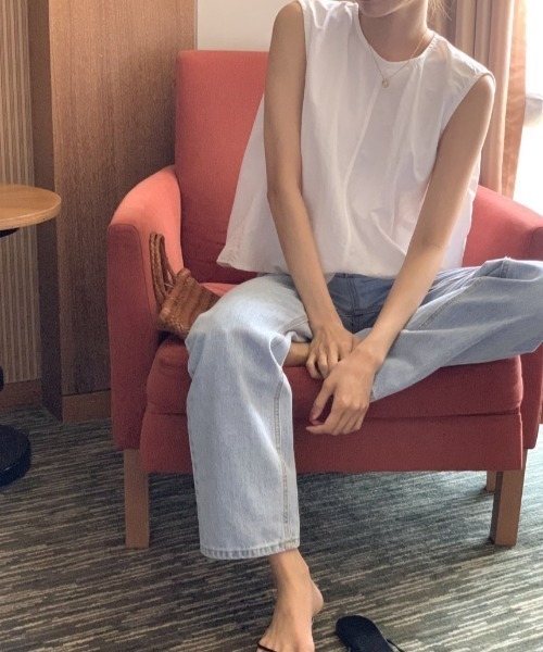 N.s(エヌドットエス)の「バックスリットノースリーブトップス(Tシャツ/カットソー・レディース・ブラック/ホワイト/ブルー・FREE)」の17枚目の写真