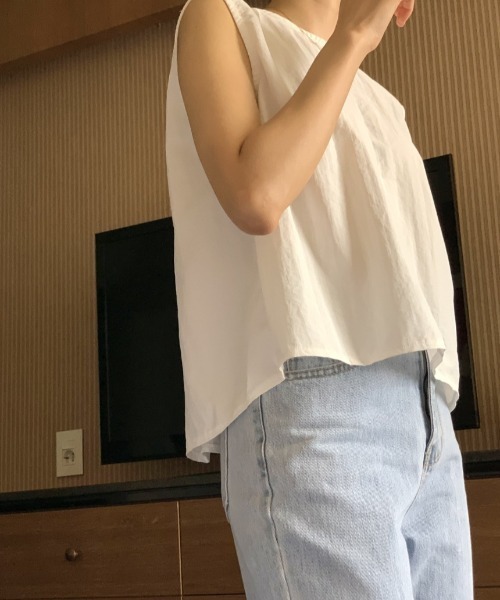 N.s(エヌドットエス)の「バックスリットノースリーブトップス(Tシャツ/カットソー・レディース・ブラック/ホワイト/ブルー・FREE)」の18枚目の写真