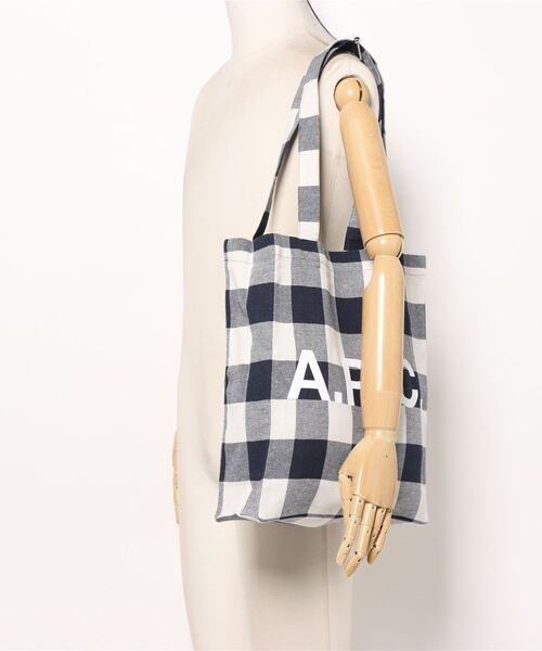 A.P.C.(アーペーセー)の「TOTE LOU/(トートバッグ・レディース・ダークネイビー・ONESIZE)」の7枚目の写真