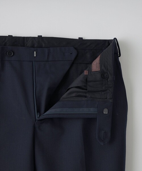 UNITED ARROWS(ユナイテッドアローズ)の「3シーズン ノープリーツパンツ COMFORT EASY-MODEL -2WAYストレッチ・撥水-(スーツパンツ・メンズ・ダークグレー/ネイビー・46/48/50/52/44/54)」の22枚目の写真