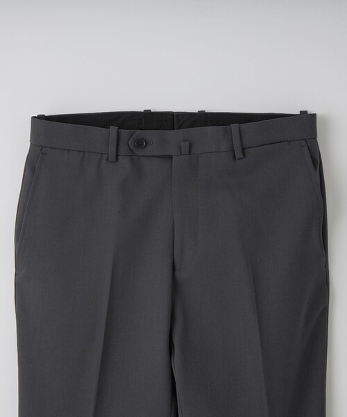 UNITED ARROWS(ユナイテッドアローズ)の「3シーズン ノープリーツパンツ COMFORT EASY-MODEL -2WAYストレッチ・撥水-(スーツパンツ・メンズ・ダークグレー/ネイビー・46/48/50/52/44/54)」の13枚目の写真