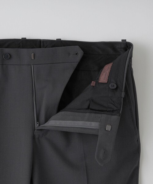 UNITED ARROWS(ユナイテッドアローズ)の「3シーズン ノープリーツパンツ COMFORT EASY-MODEL -2WAYストレッチ・撥水-(スーツパンツ・メンズ・ダークグレー/ネイビー・46/48/50/52/44/54)」の12枚目の写真