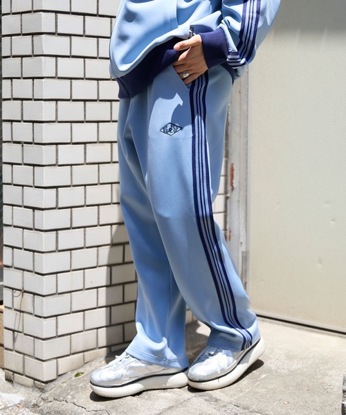 KANGOL SPORT（カンゴールスポーツ）の「【KANGOL SPORT】サイドライントラックパンツ《UV対策・ストレッチ・ジャージ》◆新色追加◆（その他パンツ・レディース・アイボリー/カーキ/サックスブルー/ブラック/ブラウン/ネイビー/ベージュ/ホワイト・M/L/LL）」の8枚目の写真