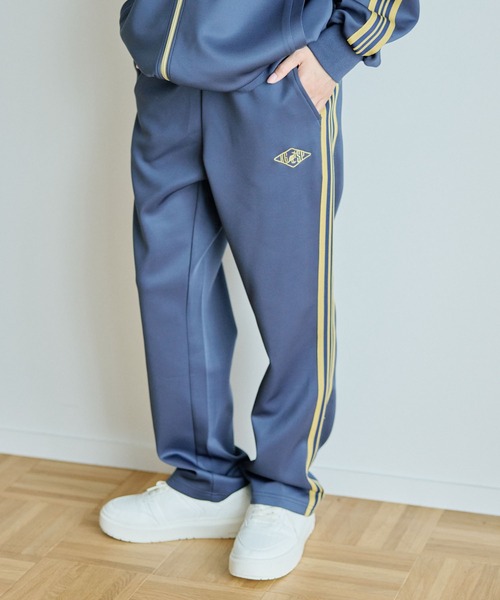 KANGOL SPORT（カンゴールスポーツ）の「【KANGOL SPORT】サイドライントラックパンツ《UV対策・ストレッチ・ジャージ》◆新色追加◆（その他パンツ・レディース・アイボリー/カーキ/サックスブルー/ブラック/ブラウン/ネイビー/ベージュ/ホワイト・M/L/LL）」の13枚目の写真