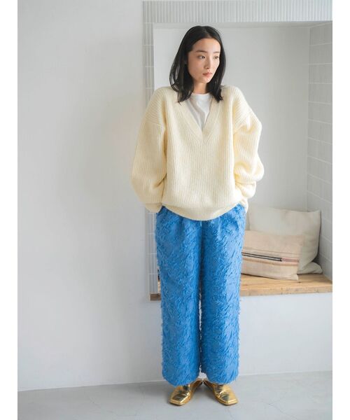 Ungrid(アングリッド)の「深Vネックルーズニット(ニット/セーター・レディース・オレンジ/ブルー/アイボリー・FREE)」の7枚目の写真