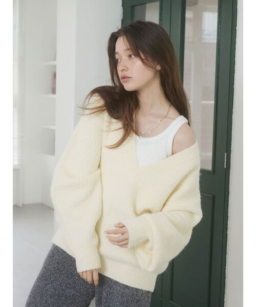 Ungrid（アングリッド）の「深Ｖネックルーズニット（ニット/セーター）」 - WEAR