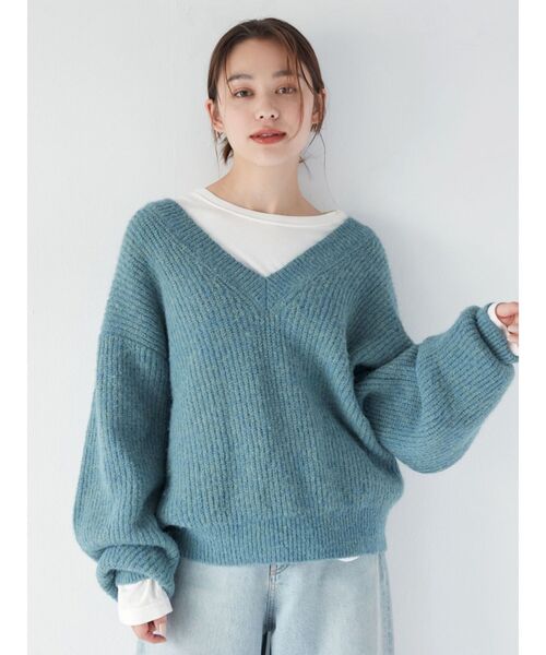 Ungrid(アングリッド)の「深Vネックルーズニット(ニット/セーター・レディース・オレンジ/ブルー/アイボリー・FREE)」の19枚目の写真