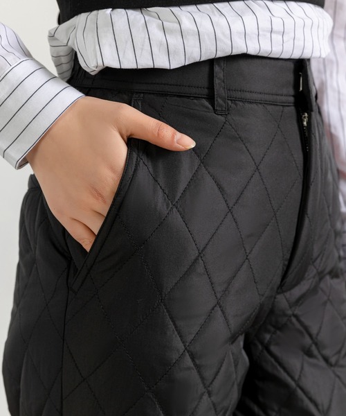 DAY CLOSET（デイ クローゼット）の「レディース きれいめシルエット。キルティングテーパードパンツ（その他パンツ・レディース・ブラック/ホワイト・L/M/S）」の4枚目の写真