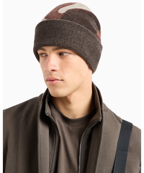 ARMANI EXCHANGE(アルマーニエクスチェンジ)の「【A|X アルマーニ エクスチェンジ】カモフラージュ ニットキャップ(EC限定カラー含)(ニットキャップ/ビーニー・メンズ・カーキ/オレンジ/ネイビー・FREE)」の5枚目の写真