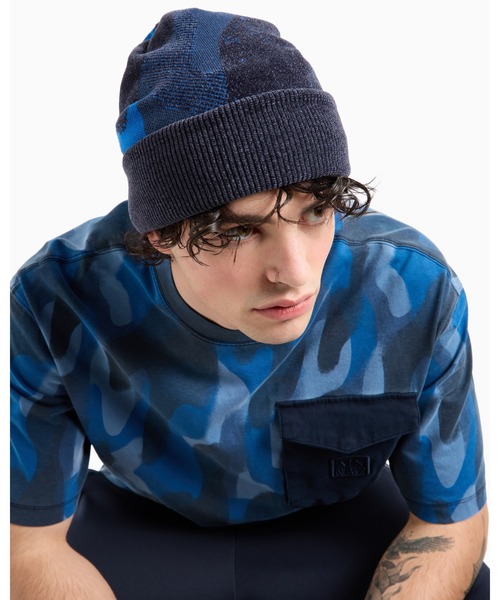 ARMANI EXCHANGE(アルマーニエクスチェンジ)の「【A|X アルマーニ エクスチェンジ】カモフラージュ ニットキャップ(EC限定カラー含)(ニットキャップ/ビーニー・メンズ・カーキ/オレンジ/ネイビー・FREE)」の7枚目の写真