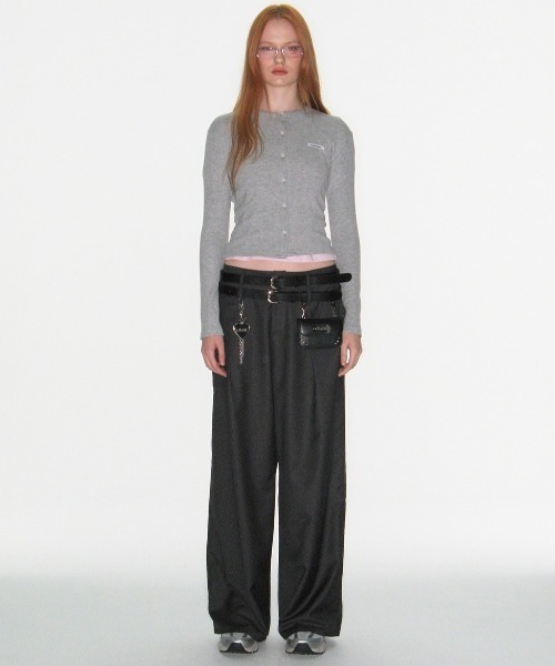 2025年最新入荷 CRANK（クランク）の「韓国ブランド CRANK STUD KNIT クランク トップス