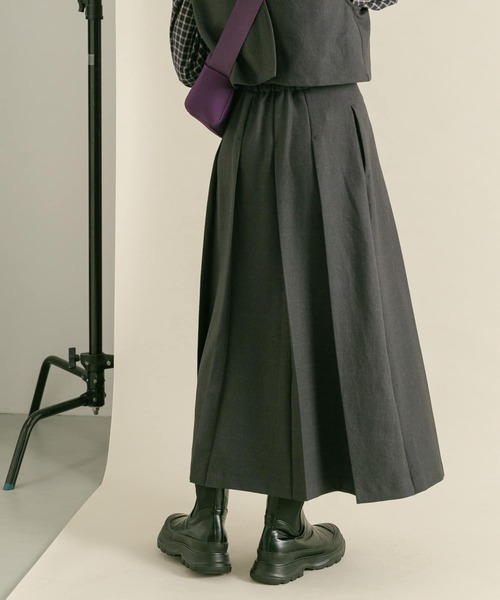 KBF（ケイビーエフ）の「ベストセパレートワンピース（ワンピース・レディース・チャコールグレー/ダークブラウン/ベージュ/ブラウン系その他/ベージュ系その他・36/38）」の9枚目の写真