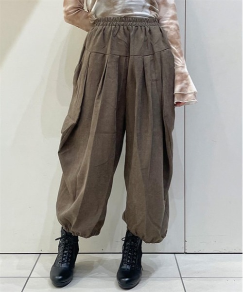 axes femme(アクシーズファム)の「変型タックパンツ(その他パンツ・レディース・モカ/カーキ/ブラック・FREE)」の3枚目の写真