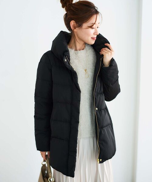 le.coeur blanc（ルクールブラン）の「ピーチスキンミドルダウン（ダウンジャケット/コート・レディース・ベージュ/ブラック・40/38）」の6枚目の写真