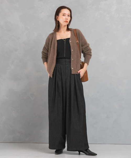 URBAN RESEARCH ROSSO WOMEN（アーバンリサーチ　ロッソ）の「ランダムタックデニムパンツ（デニムパンツ・レディース・インディゴブルー/ブラック・38/36）」の5枚目の写真