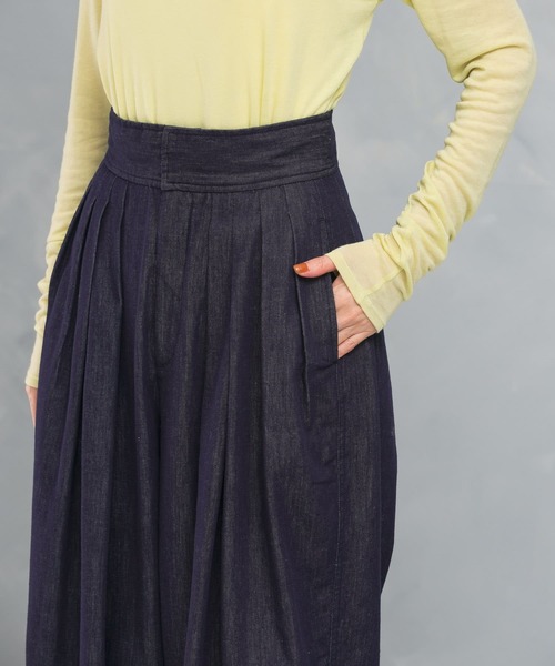 URBAN RESEARCH ROSSO WOMEN（アーバンリサーチ　ロッソ）の「ランダムタックデニムパンツ（デニムパンツ・レディース・インディゴブルー/ブラック・38/36）」の13枚目の写真