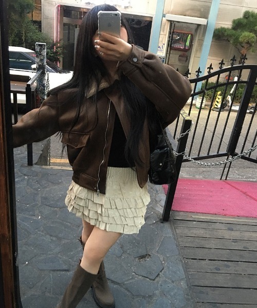 anyonemore（エニワンモア）の「フェイクレザーフリルティアードミニスカート（スカート・レディース・アイボリー/ブラック・FREE）」の10枚目の写真