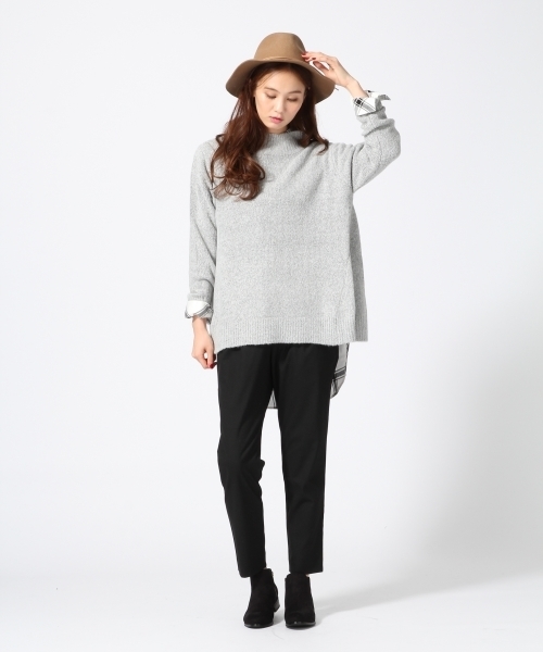 GLOBAL WORK（グローバルワーク）の「7ゲージブークレAラインタートル/567907（ニット/セーター・レディース・ネイビー/ホワイト/ワインレッド/ライトグレー・MEDIUM/SMALL/LARGE）」の5枚目の写真