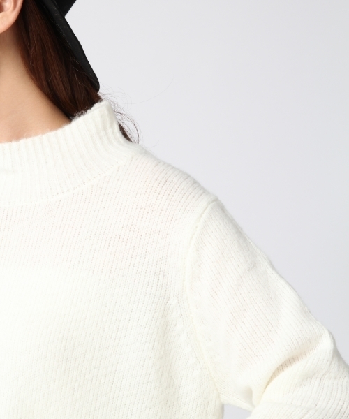 GLOBAL WORK（グローバルワーク）の「7ゲージブークレAラインタートル/567907（ニット/セーター・レディース・ネイビー/ホワイト/ワインレッド/ライトグレー・MEDIUM/SMALL/LARGE）」の11枚目の写真