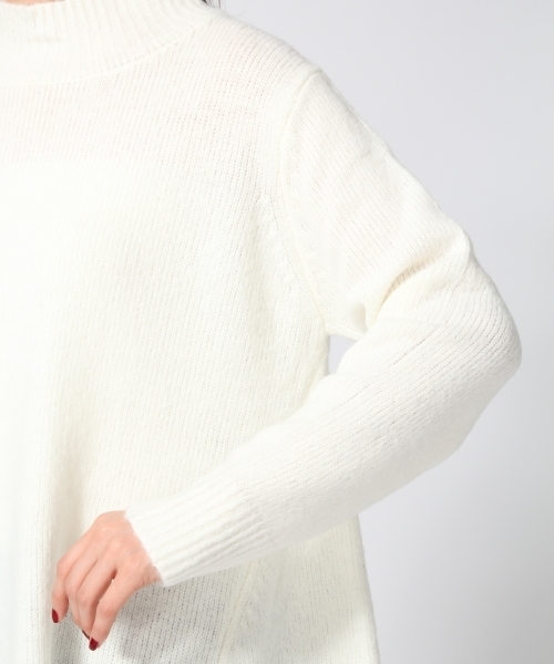 GLOBAL WORK（グローバルワーク）の「7ゲージブークレAラインタートル/567907（ニット/セーター・レディース・ネイビー/ホワイト/ワインレッド/ライトグレー・MEDIUM/SMALL/LARGE）」の12枚目の写真