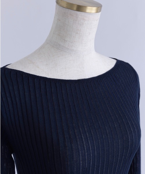 EN NEUME(エンノイム)の「Boat Neck Ribbed Sheer Knit(ニット/セーター・レディース・ベージュ/ネイビー/ミント・FREE)」の10枚目の写真