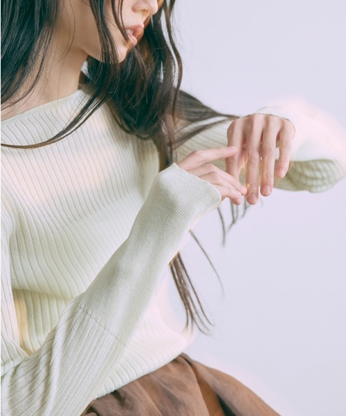 EN NEUME(エンノイム)の「Boat Neck Ribbed Sheer Knit(ニット/セーター・レディース・ベージュ/ネイビー/ミント・FREE)」の16枚目の写真
