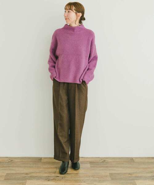 ITEMS URBANRESEARCH（アイテムズ アーバンリサーチ）の「フワフワボトルネックニット（ニット/セーター・レディース・パープル/ライトベージュ/チャコールグレー・FREE）」の6枚目の写真