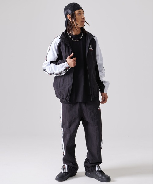 FUBU( フブ)の「FUBU フブ ブランド ロゴ 刺繍 サイド ロゴテープ シャカシャカ スタンドジャケット ナイロンジャケット(ナイロンジャケット・メンズ・ホワイト/ブラック・XXL/XL/L/M)」の7枚目の写真