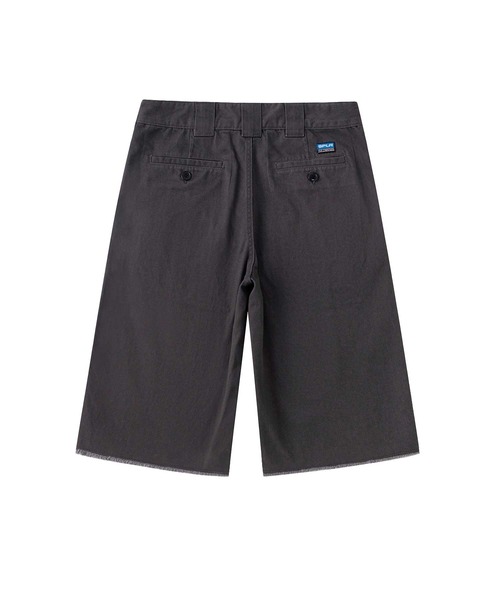 SPLR（エス・ピー・エル・アール）の「ショートパンツ｜Distressed Hem Work Shorts｜SPLR（その他パンツ・メンズ・チャコールグレー・S/M/L/XL）」の2枚目の写真