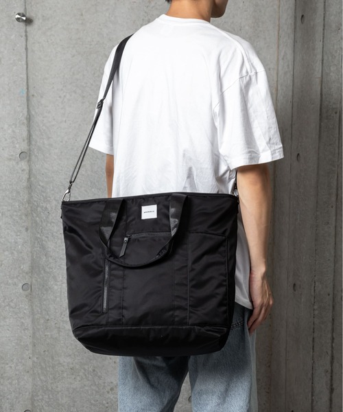 MAKAVELIC(マキャベリック)の「Grace Dazed 2way Tote Bag(トートバッグ・メンズ・ブラック・ONESIZE)」の15枚目の写真