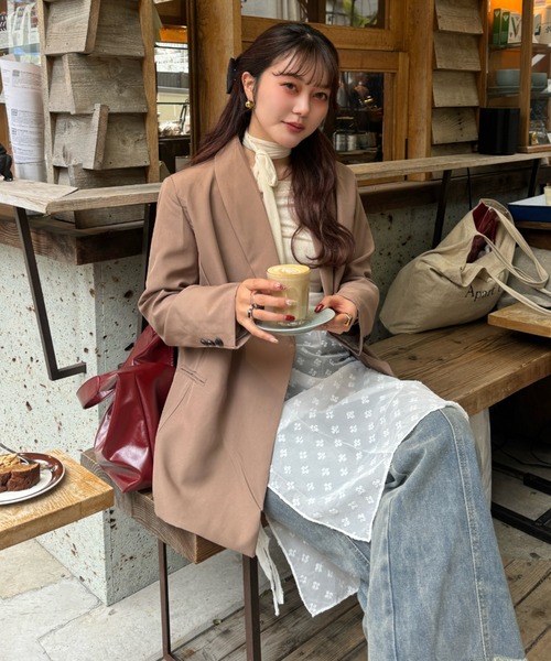 efill（エフィル）の「ウエスト ベルト付き テーラード ジャケット（テーラードジャケット・レディース・ブラウン/ホワイト/ブラック・FREE）」の12枚目の写真